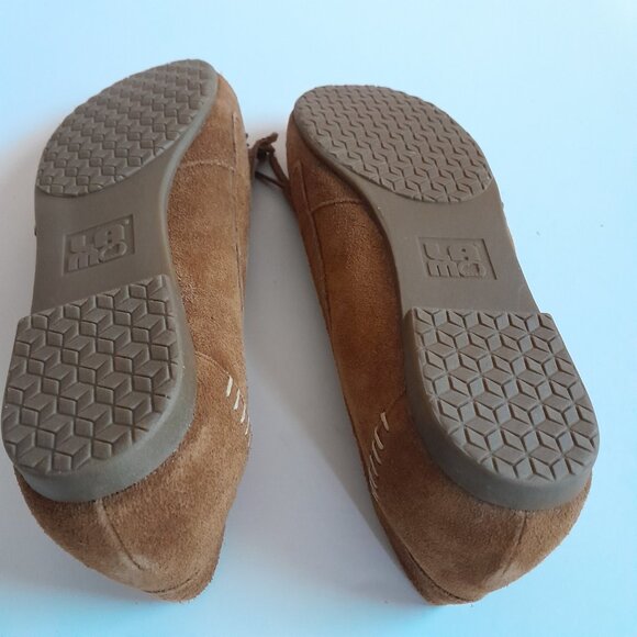 Lamo Hannah Women's Moccasin Slippers Size 8.5M Color Brown - Picture 7 of 15